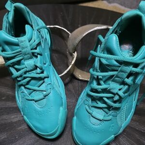 Reebok Teal Athletic Shoes